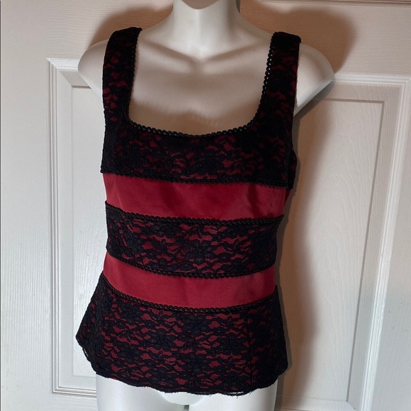 Sandra Darren Black and Red Lace Detail Top Fully Line Size 14 Side Zipper - Picture 1 of 8